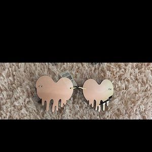 Vibrant Mirror Heart Shaped Sunglasses